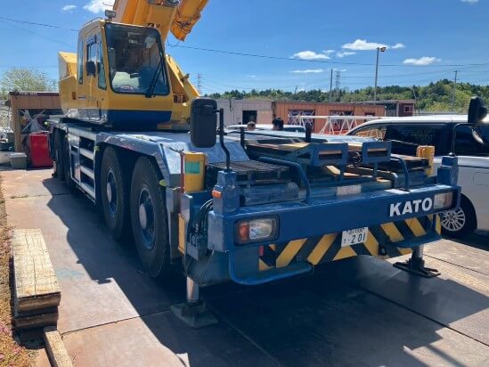 4345 SL700R ROUGH TERRAIN CRANE KATO